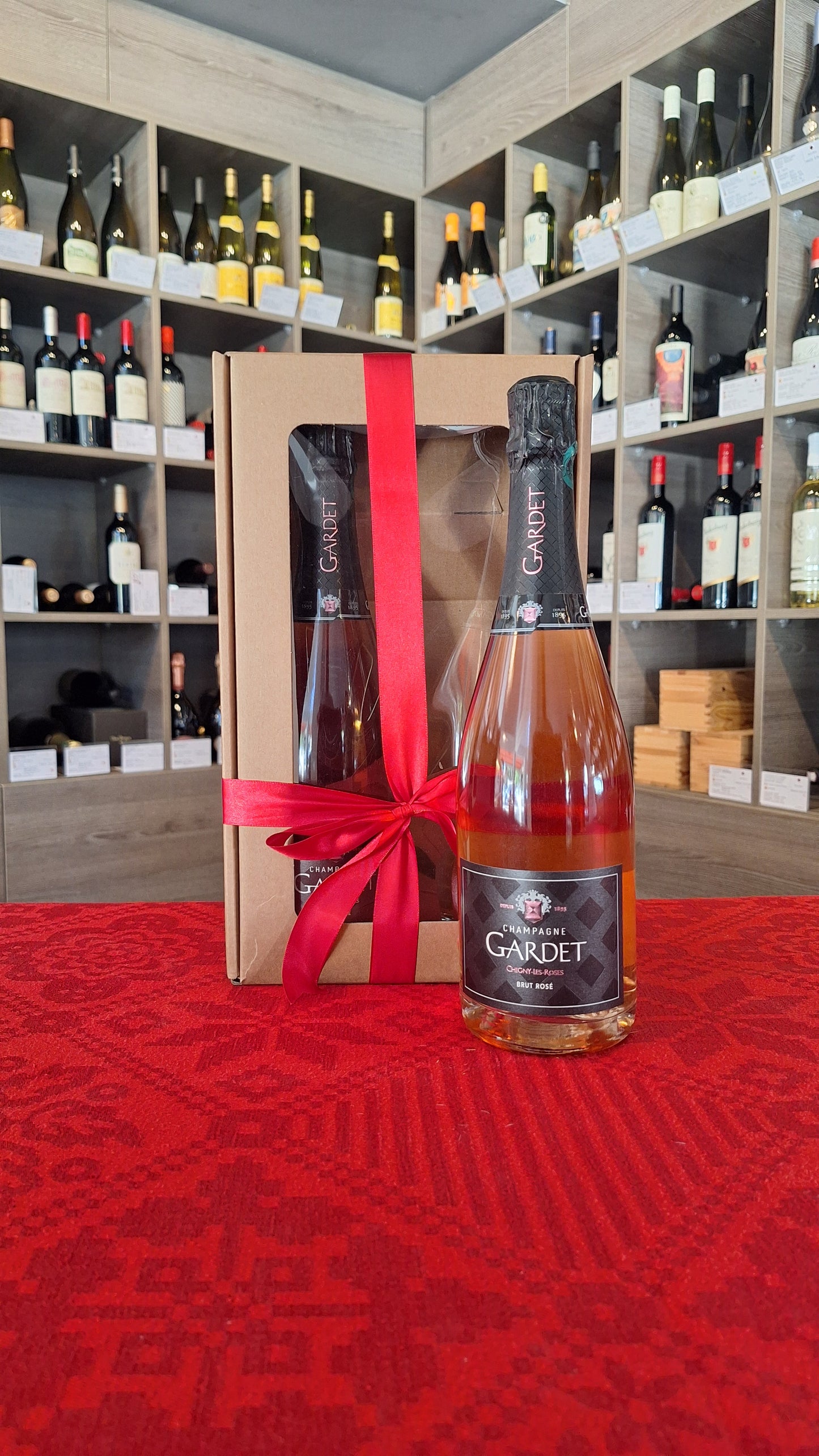 Gift Box With 2 Gardet Brut Rose Champagne